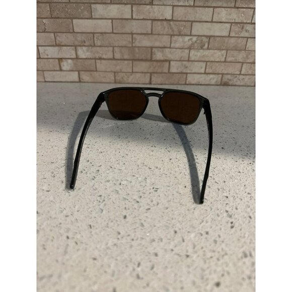 OakleyLatch Beta Sunglasses oo9436-0354 - Picture 3 of 5
